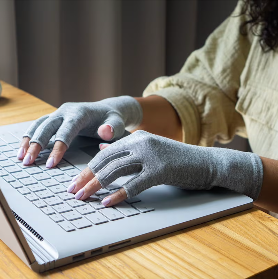 Calmistry™ Premium Compression Gloves