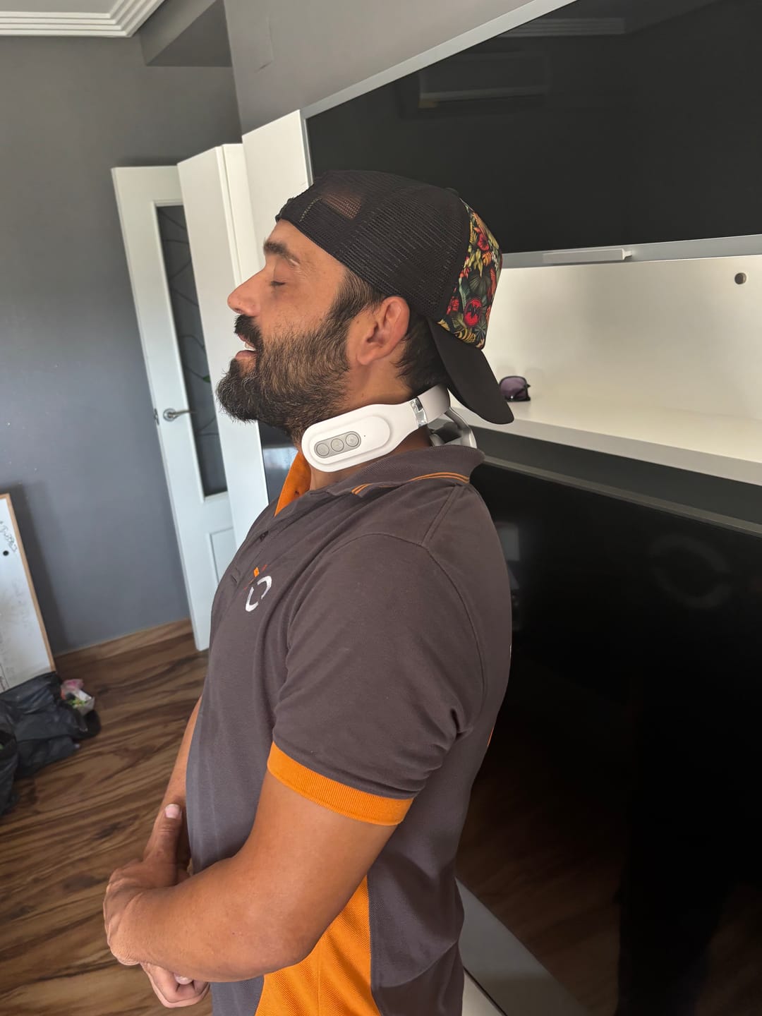 EasePro™ Smart Massager – Daily Neck Relief