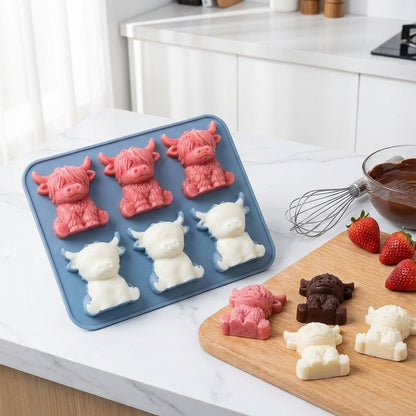 Highland Cow Ice Cube Tray