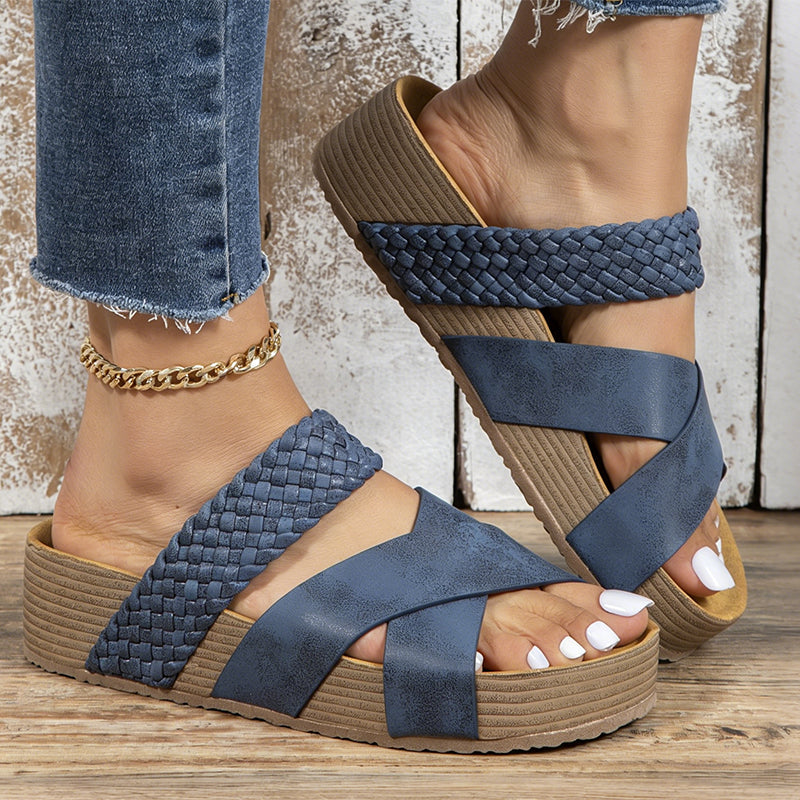 👡 50% DISCOUNT! ☀️ Platform Sandals – Double Straps, Platform & Perfect For A Trendy Summer Look 💃